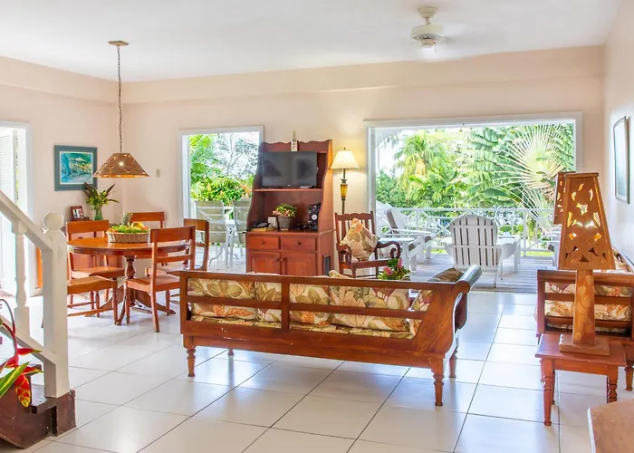 Plantation Beach Villas
